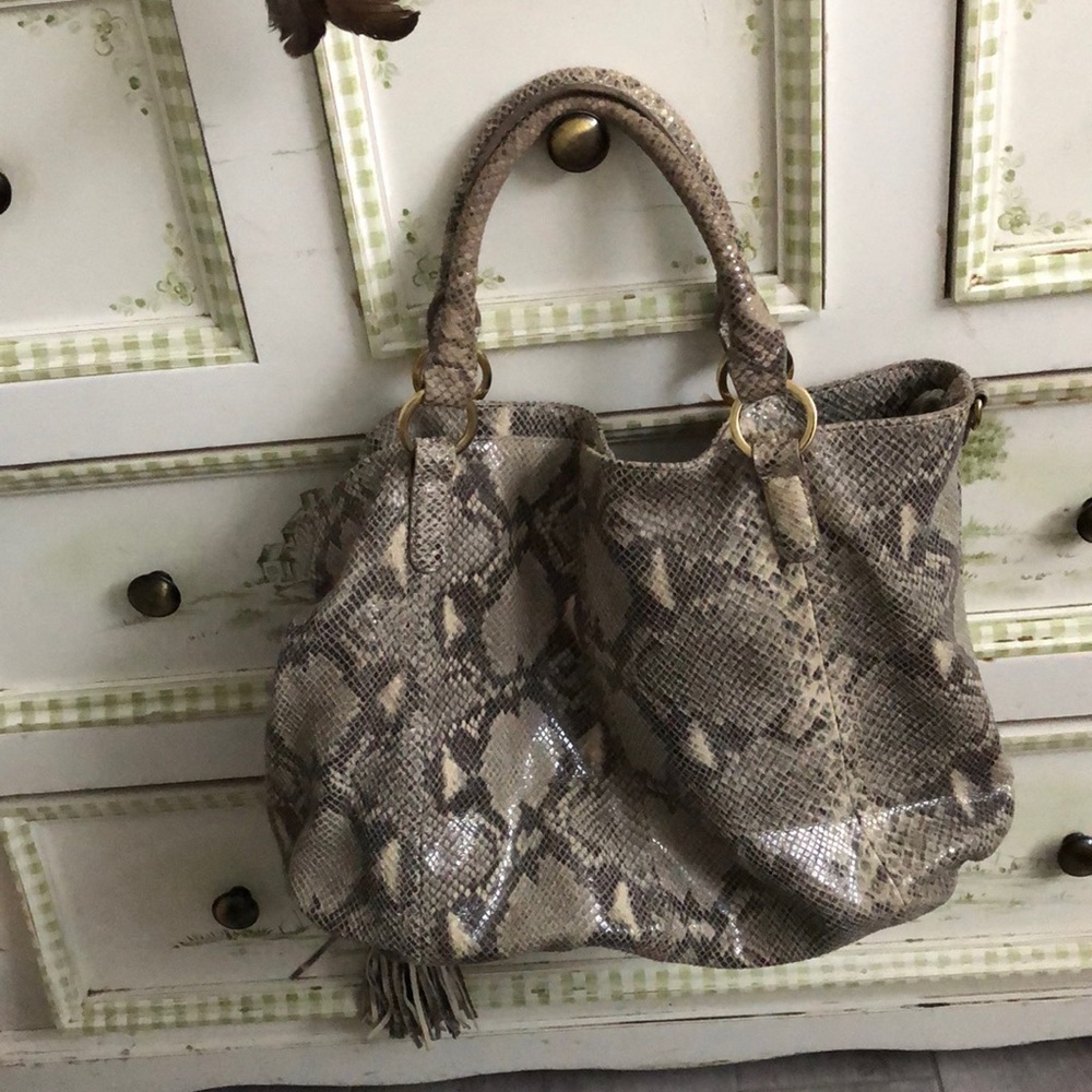 Gili genuine leather bag